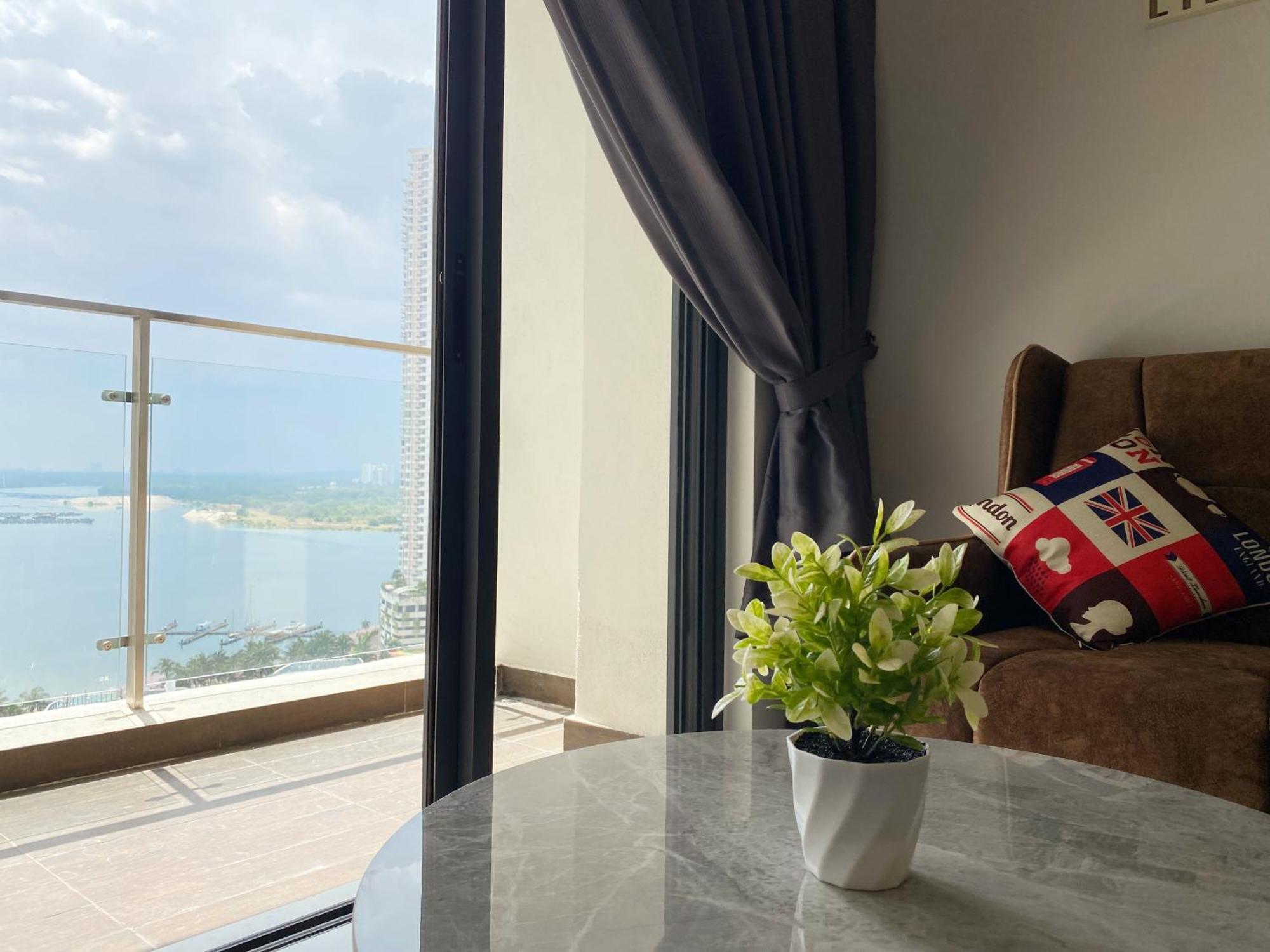Scenic Country Garden Danga Bay By Lions Bay Apartment Johor Bahru Cameră foto